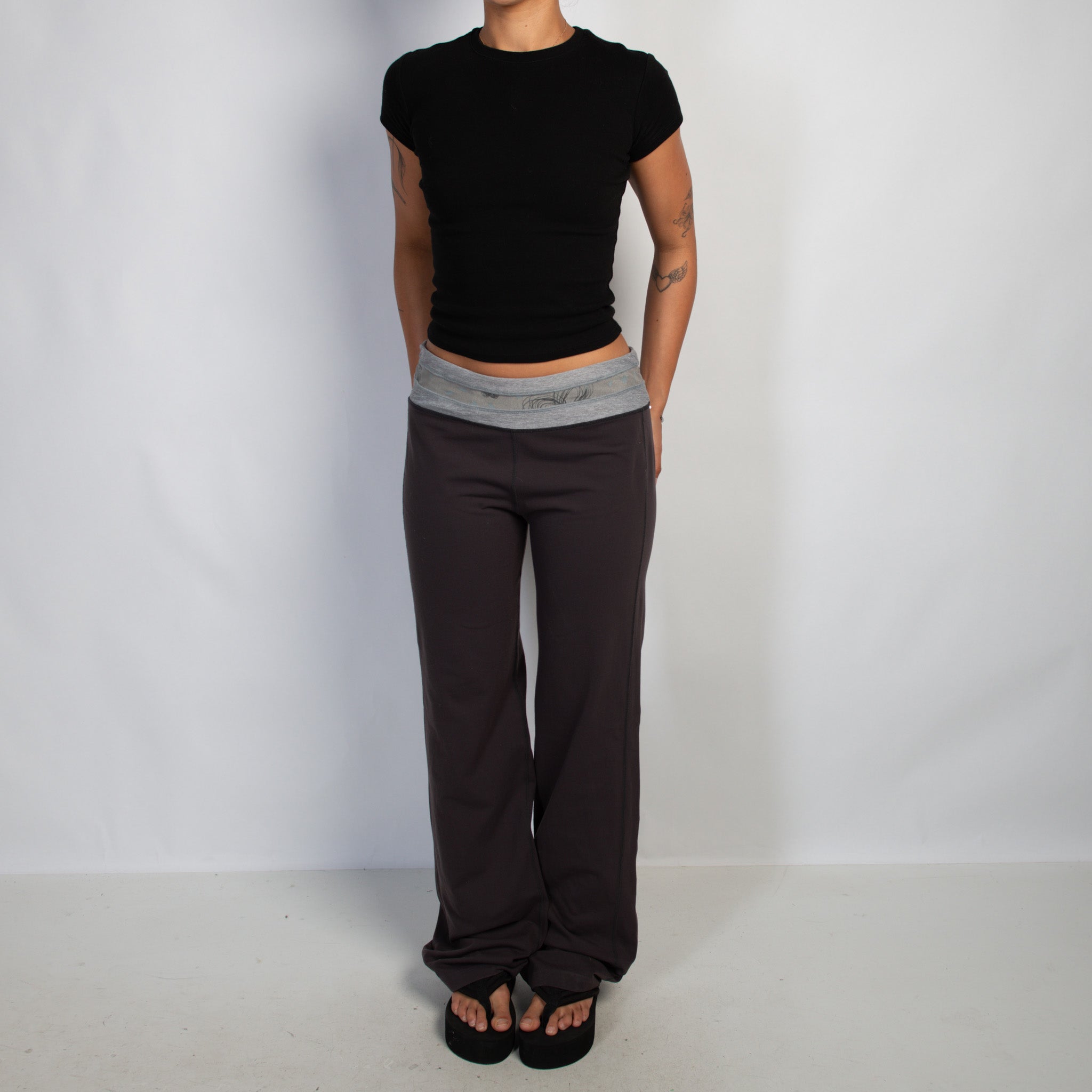 CHARCOAL FLARE TIGHTS
