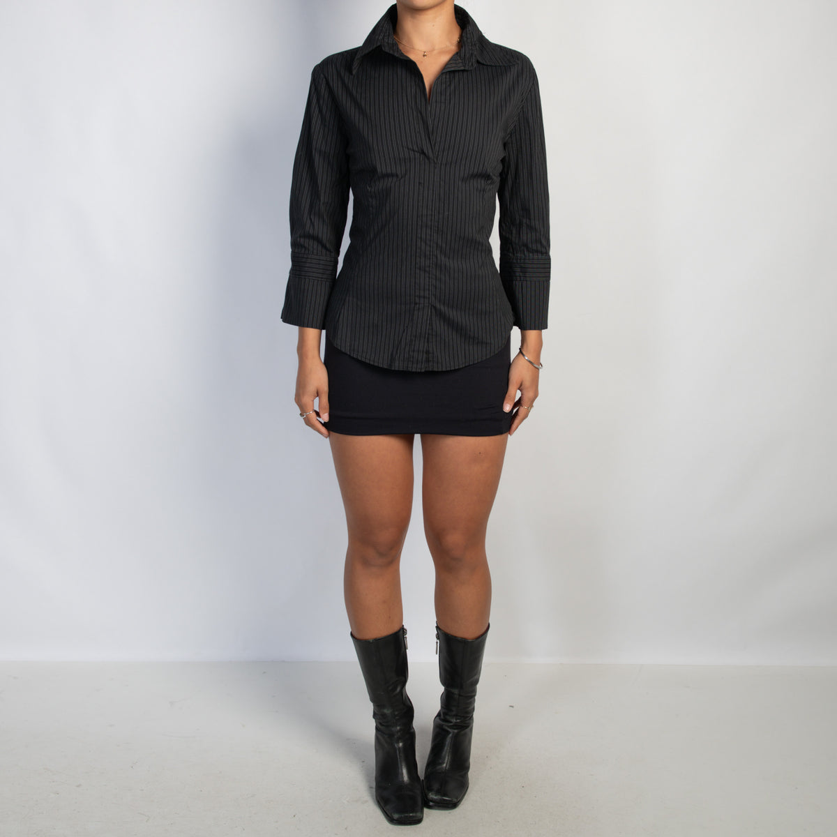 BLACK STRIPE BLOUSE