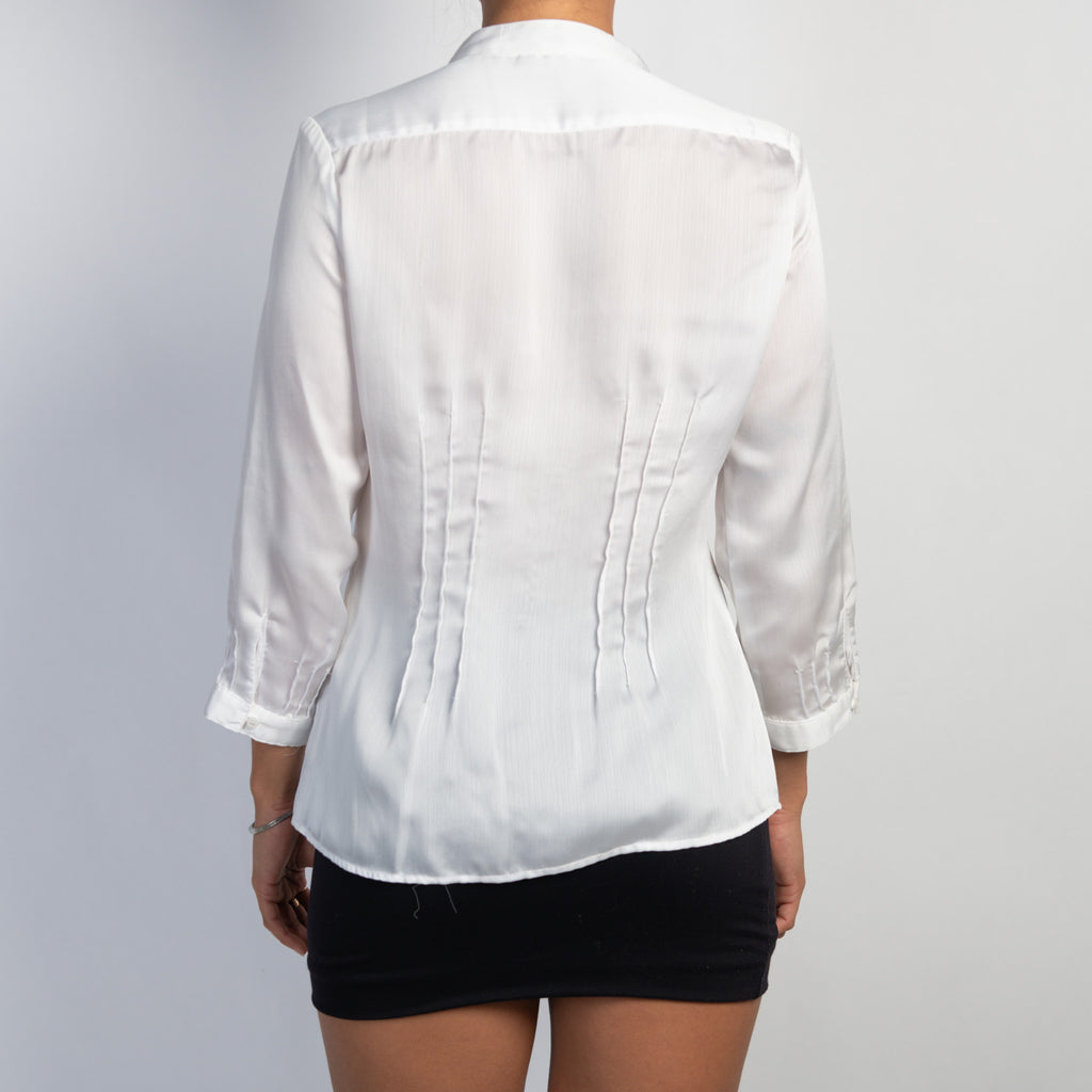 WHITE PLEAT BLOUSE