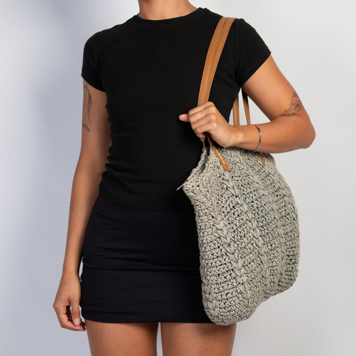 GREY WOVEN SHOULDER BAG