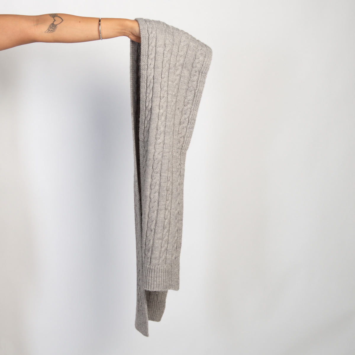 GREIGE CHUNKY SCARF