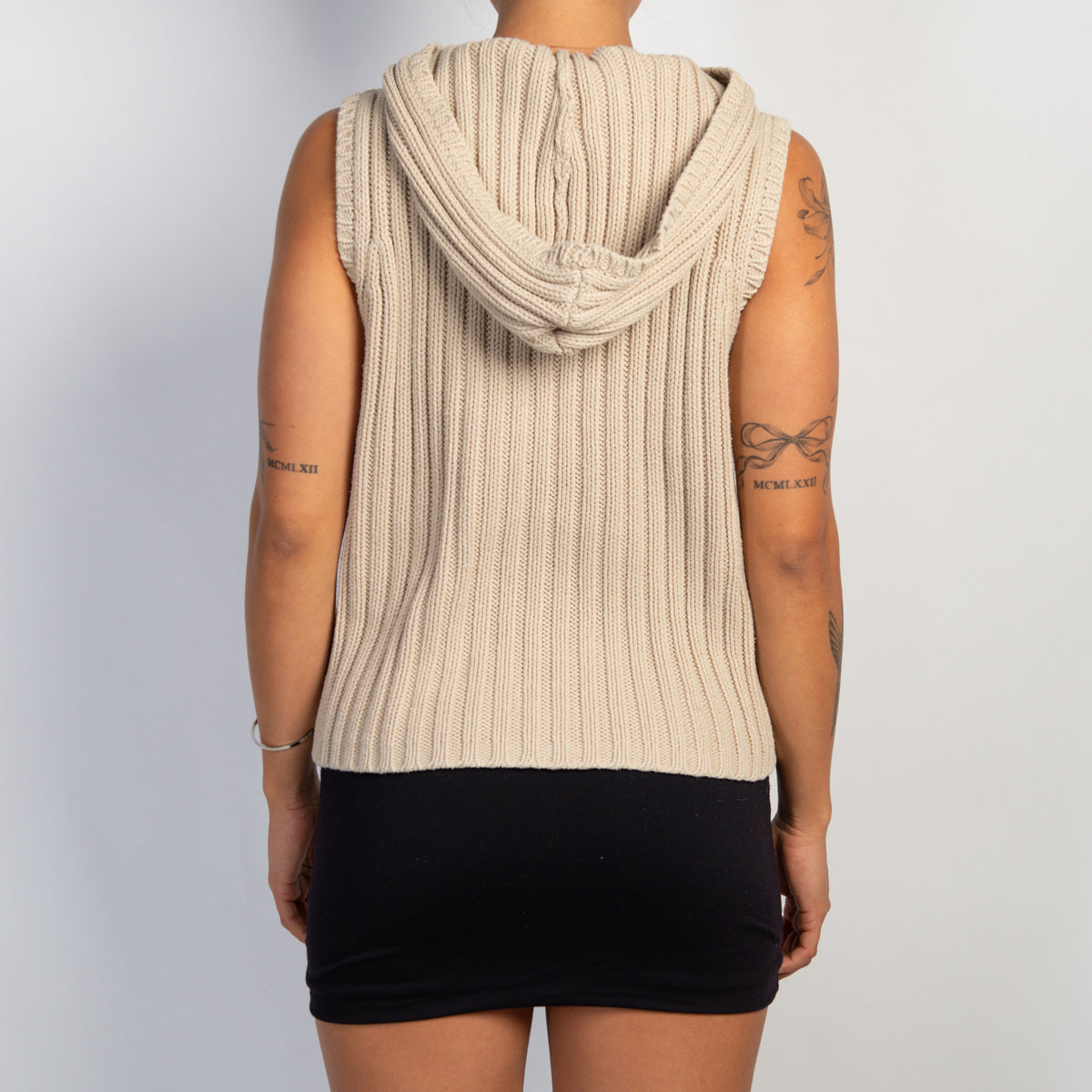 BEIGE KNIT HOODED TOP
