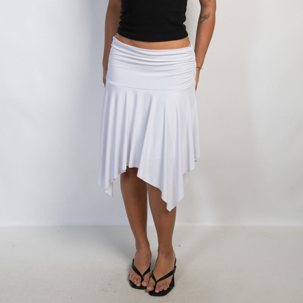 WHITE ASYMMETRIC SKIRT