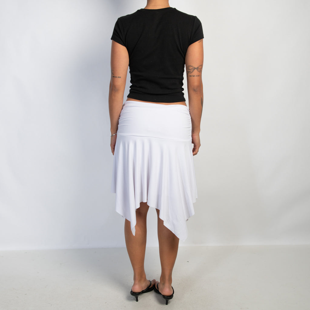 WHITE ASYMMETRIC SKIRT