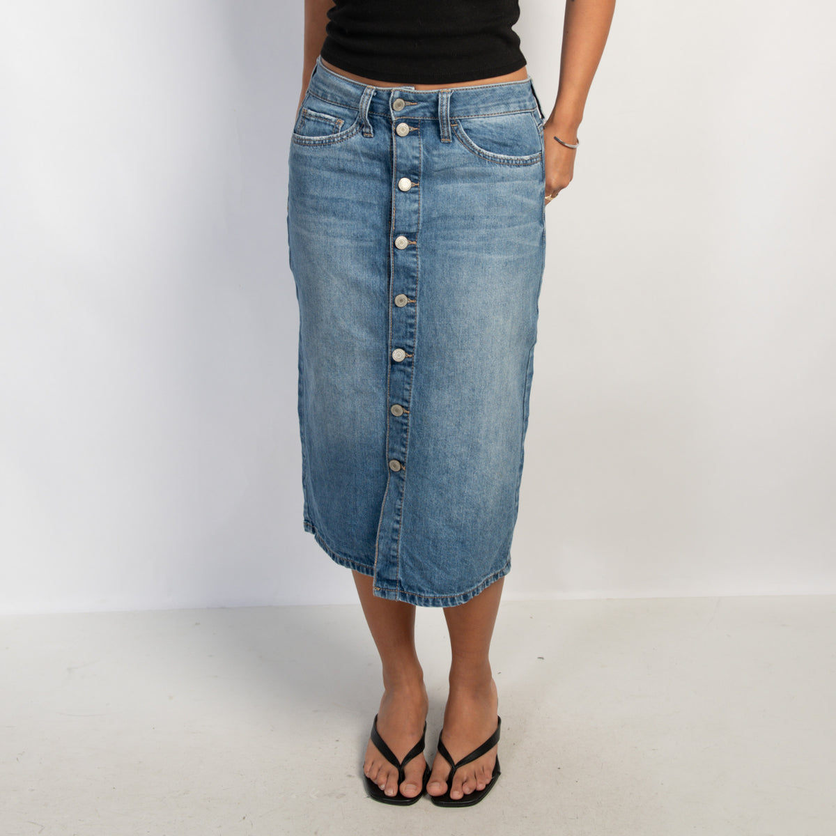 BUTTON FRONT DENIM SKIRT
