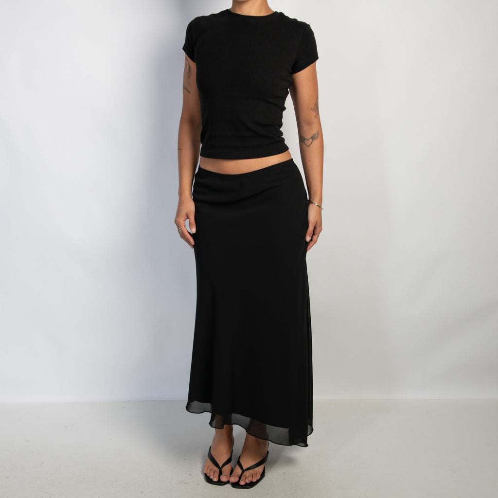 BLACK ASYMMETRIC SKIRT
