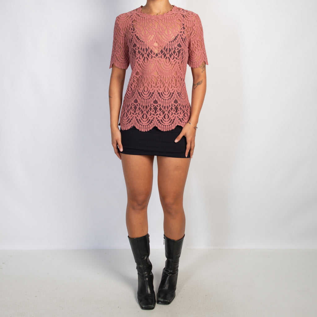 PINK LACE TOP