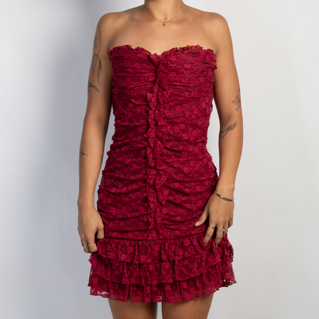 RED LACE MINI DRESS