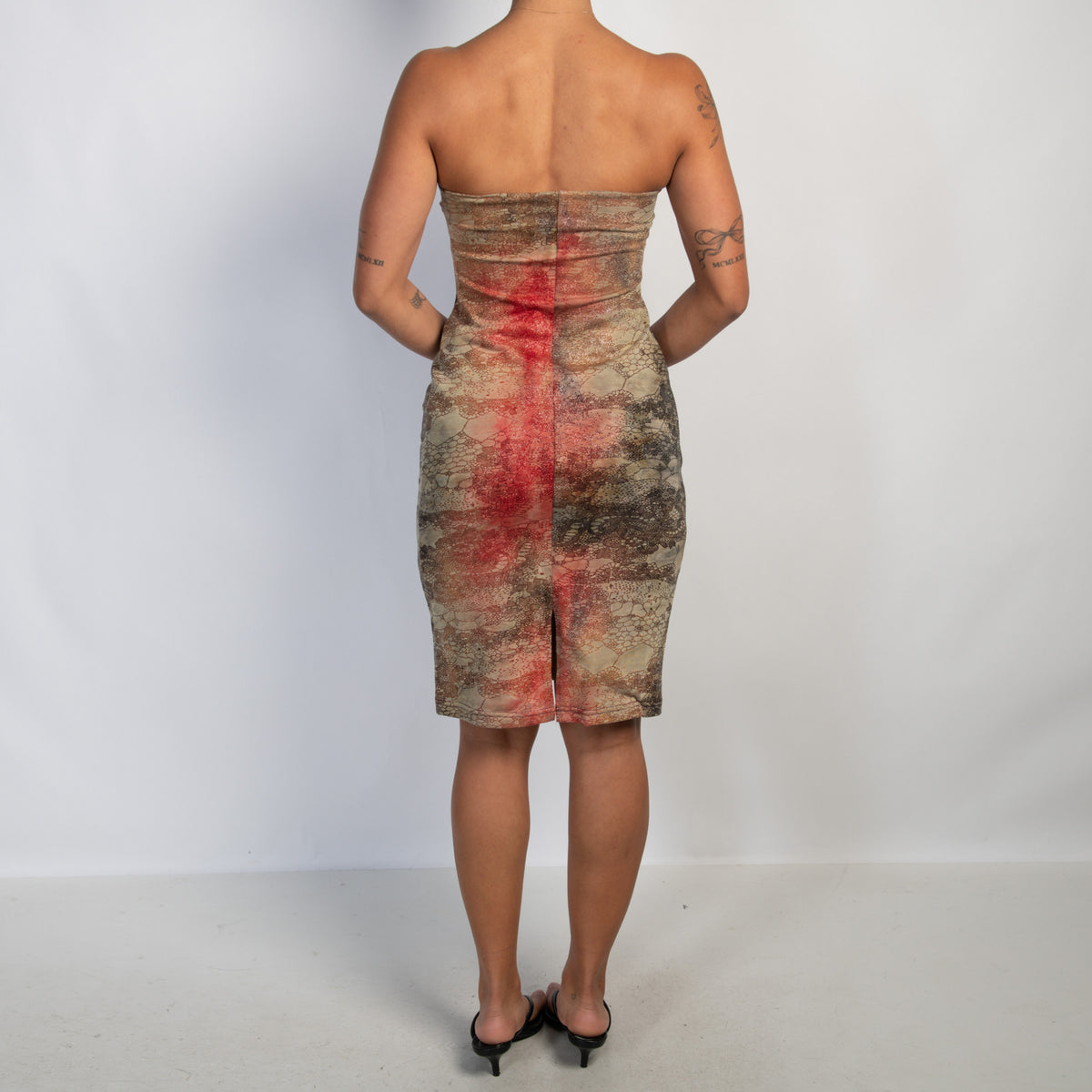 STRAPLESS PATTERN DRESS