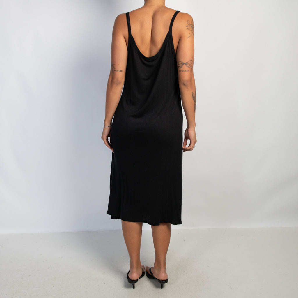 BLACK STRETCH MIDI DRESS
