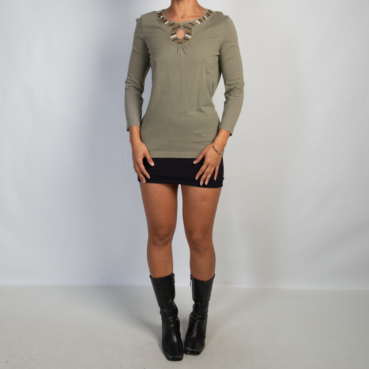 KHAKI 3/4 SLEEVE TOP