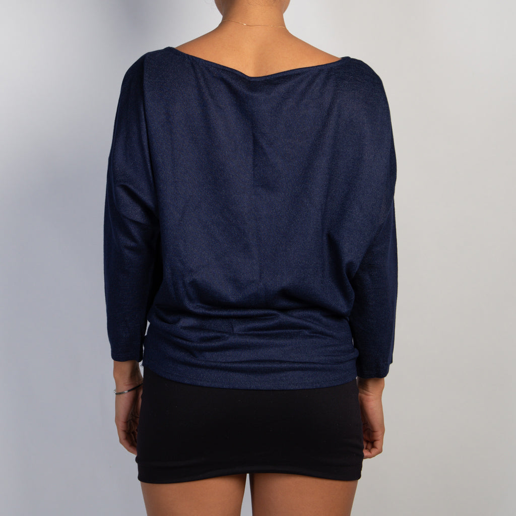 NAVY BATWING TOP