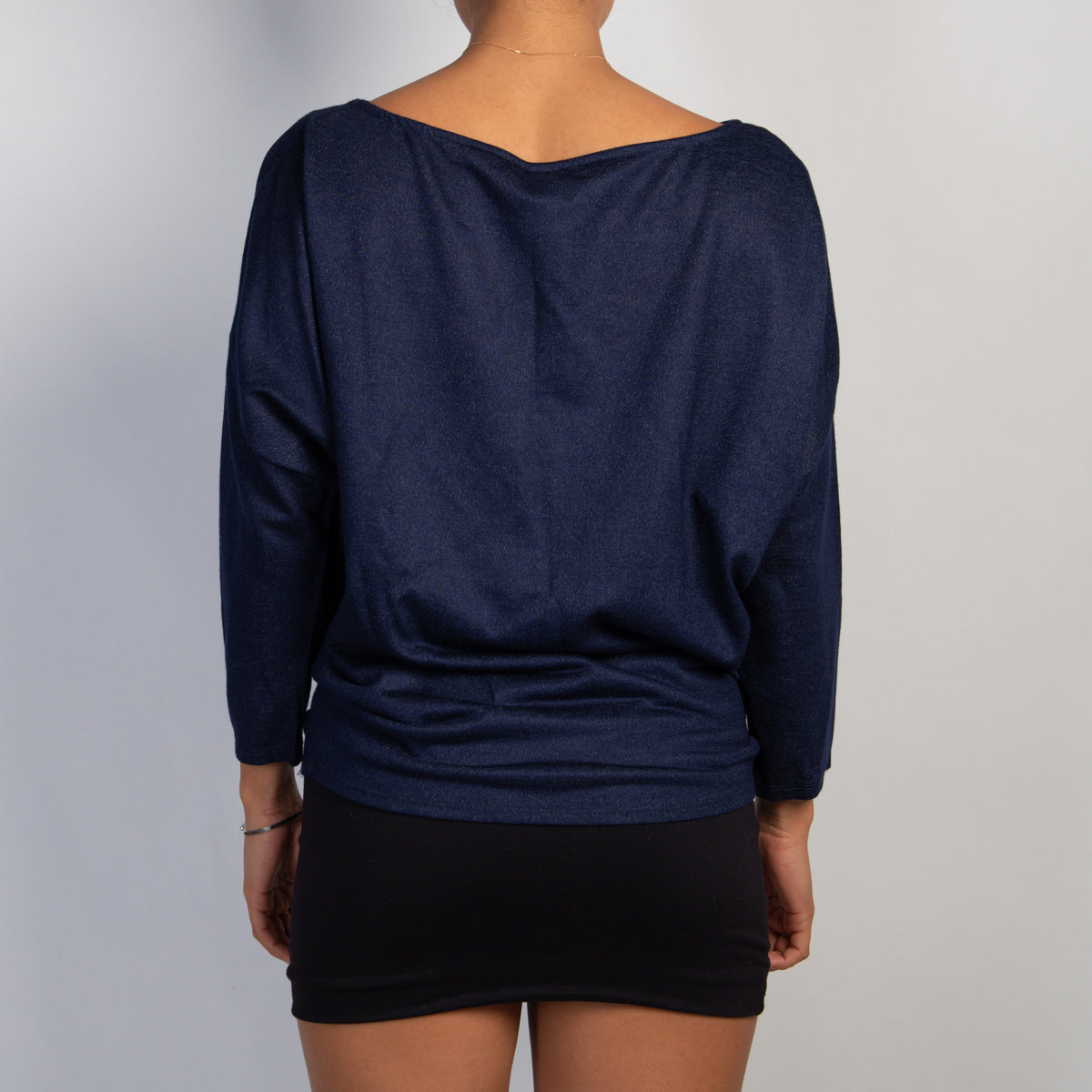 NAVY BATWING TOP