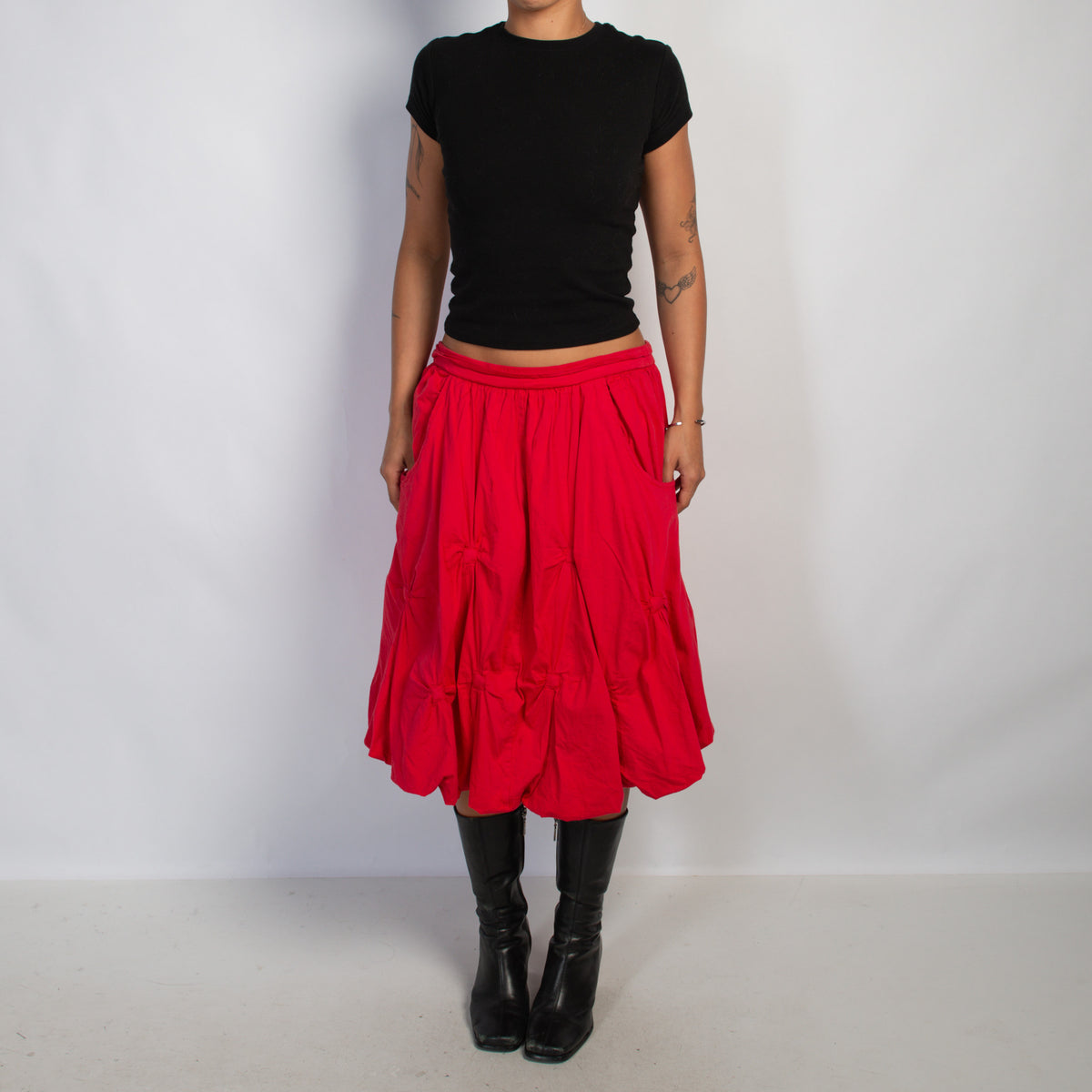 RED MIDI SKIRT