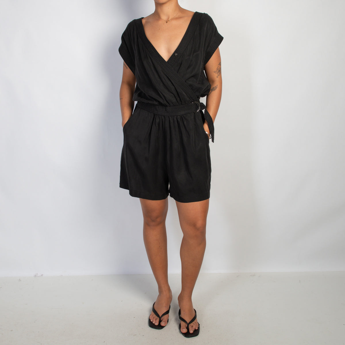 BLACK CROSS OVER JUMPSUIT