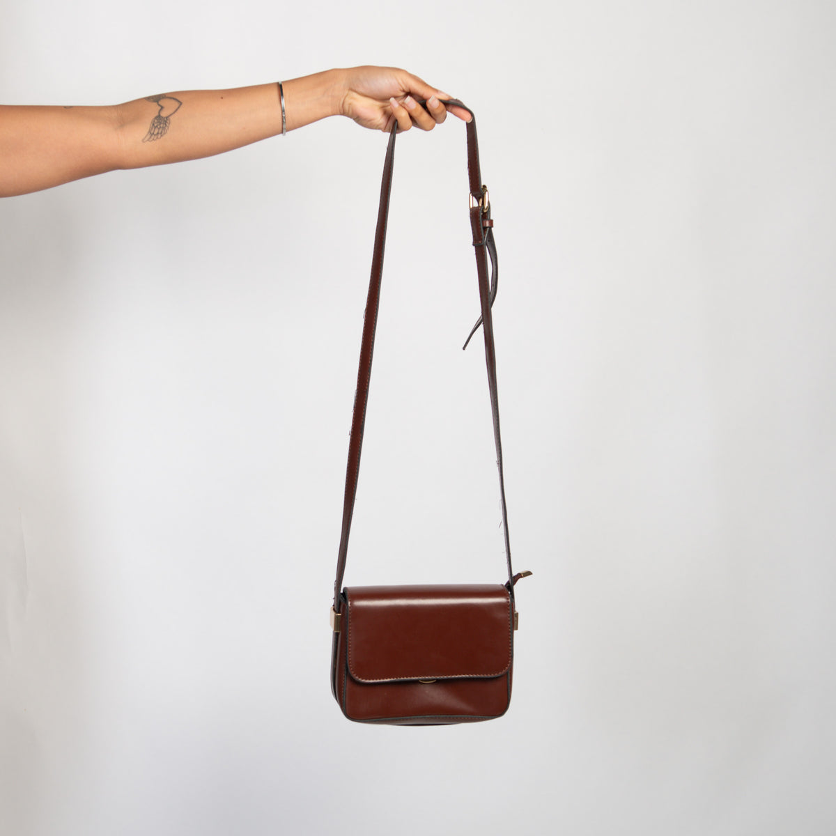 BROWN CROSS BODY BAG