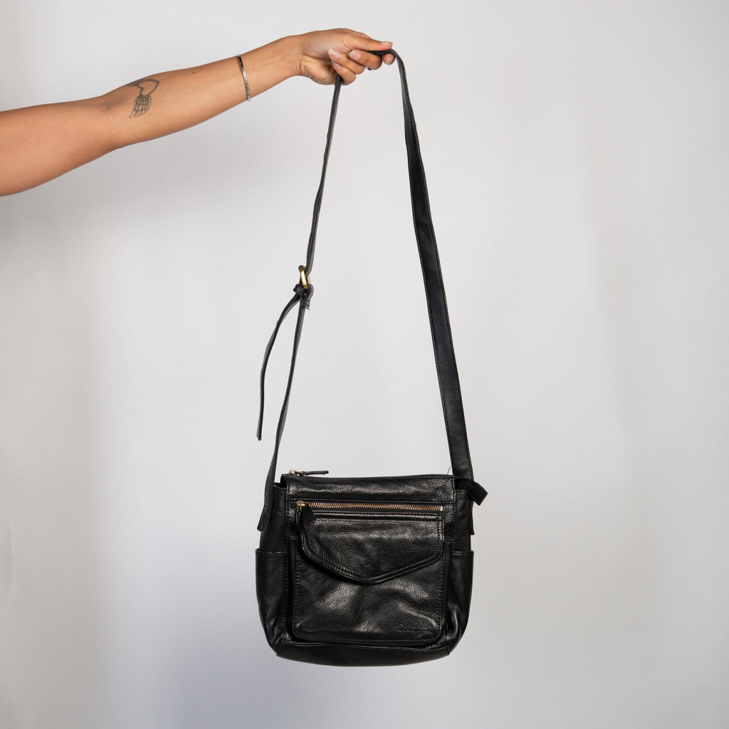LEATHER CROSS BODY BAG