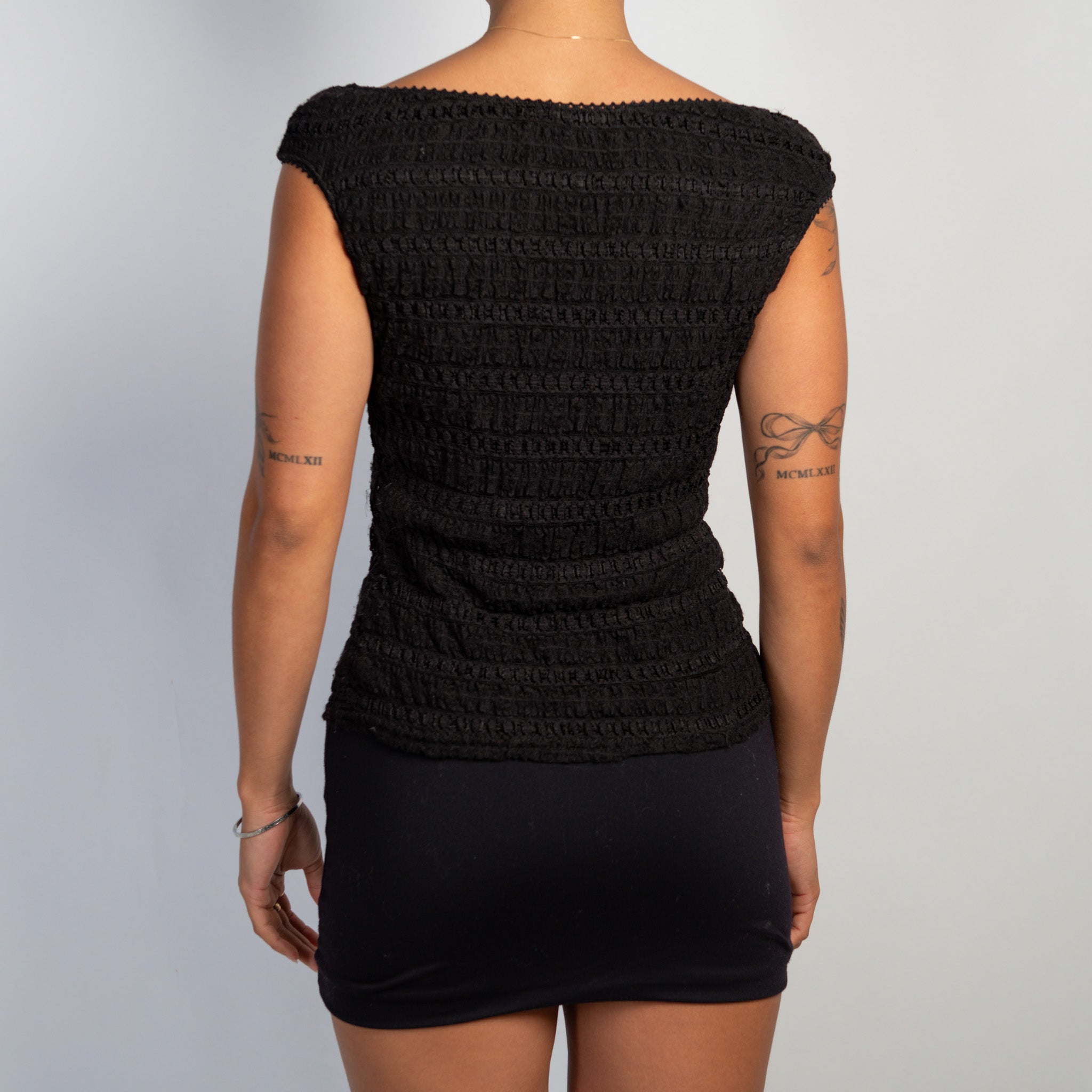 BLACK LACE TOP