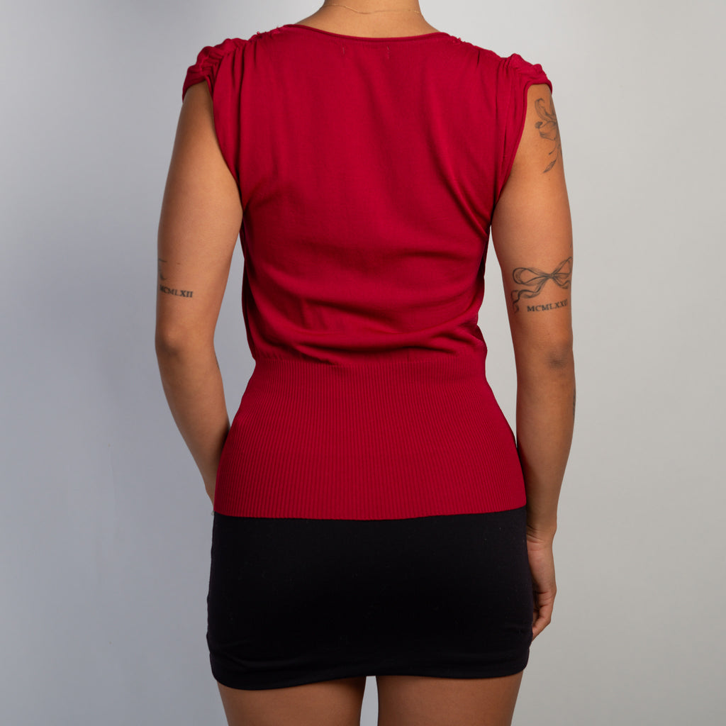 RED KNIT LAYERED TOP