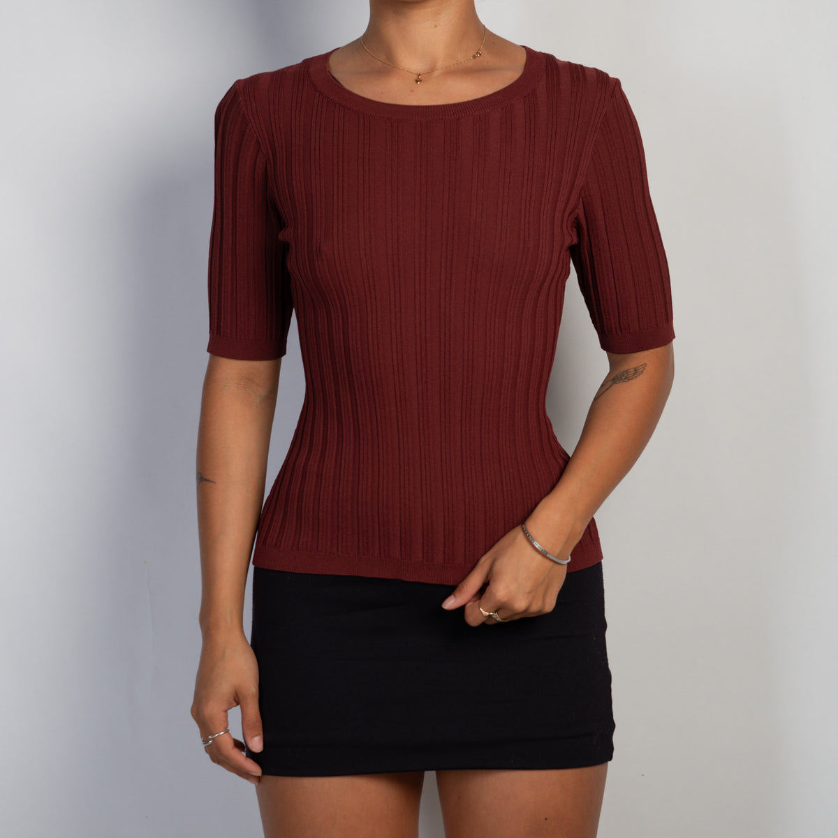 MAROON RIB TOP