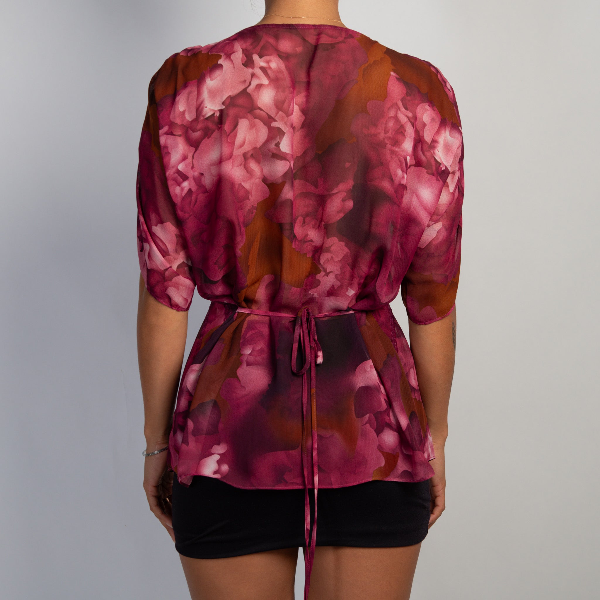 SHEER PATTERN TOP