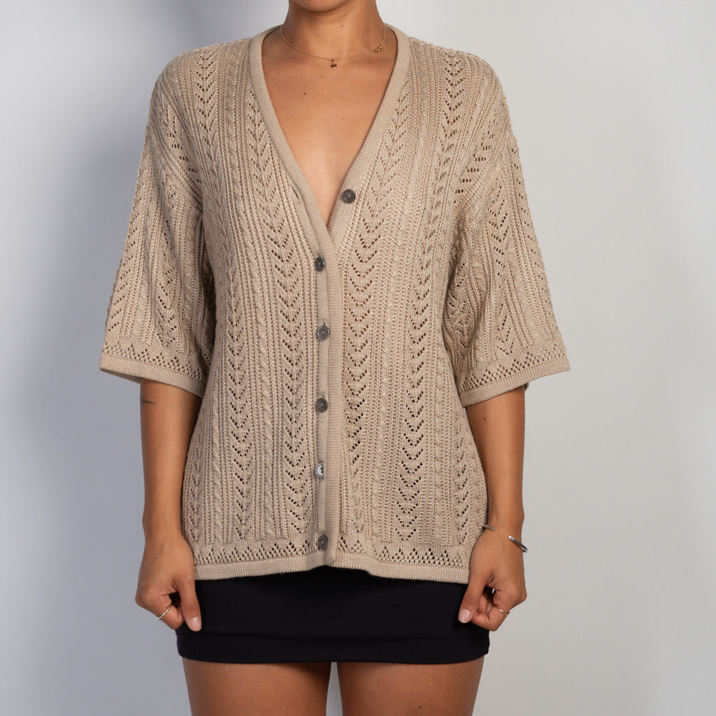 BEIGE LOOSE KNIT CARDIGAN