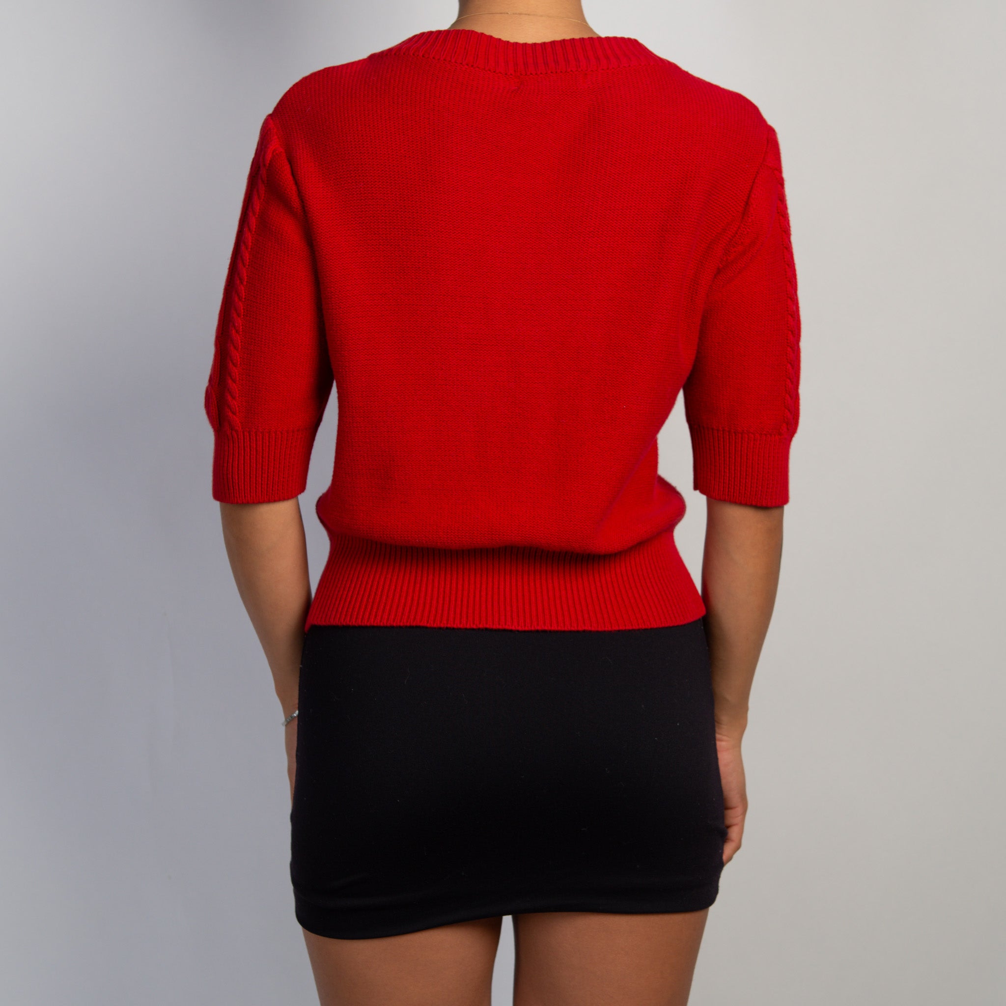 RED 1/2 SLEEVE CARDIGAN