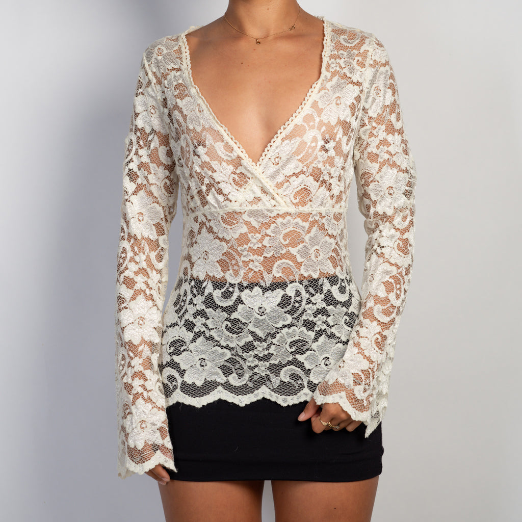 CREAM LACE TOP