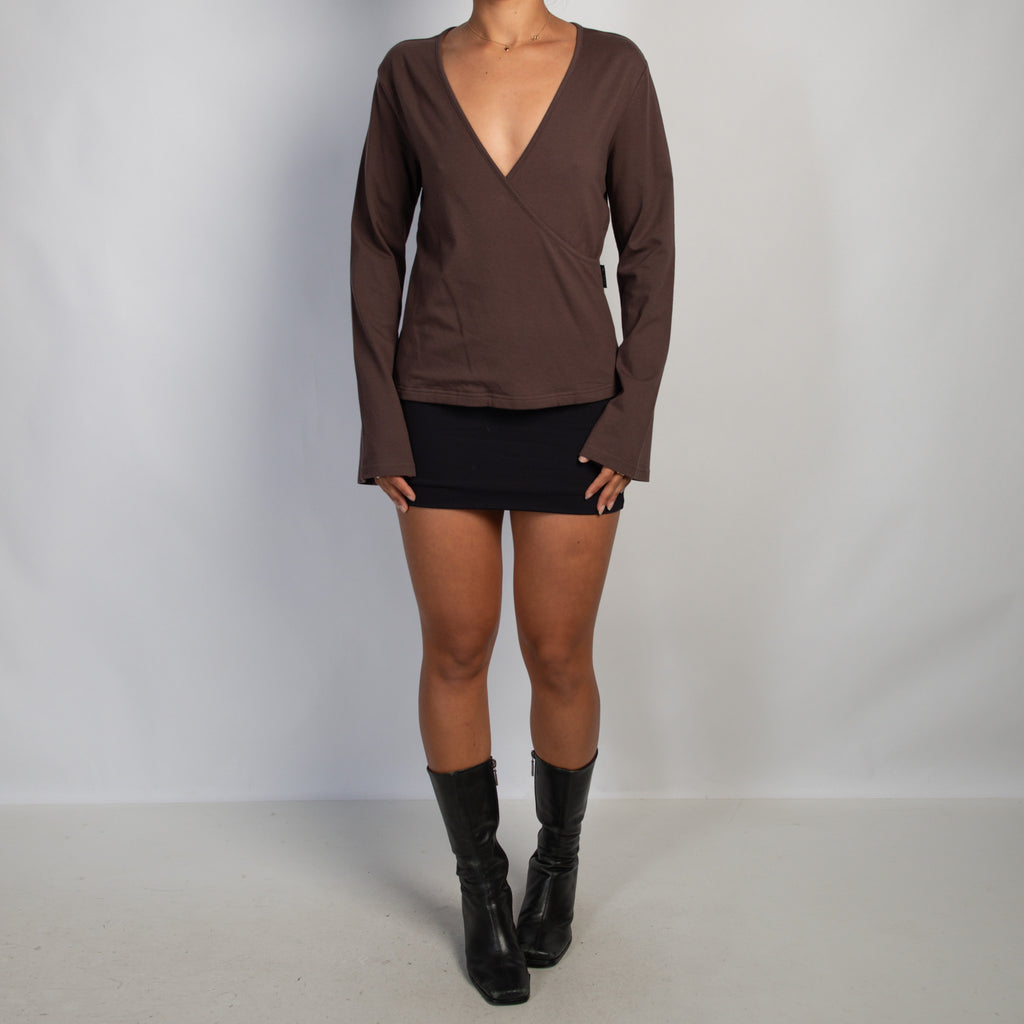 BROWN CROSS OVER TOP