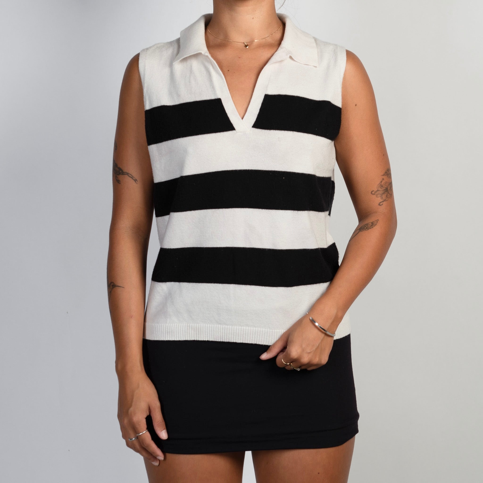 STRIPE KNIT COLLARED TOP