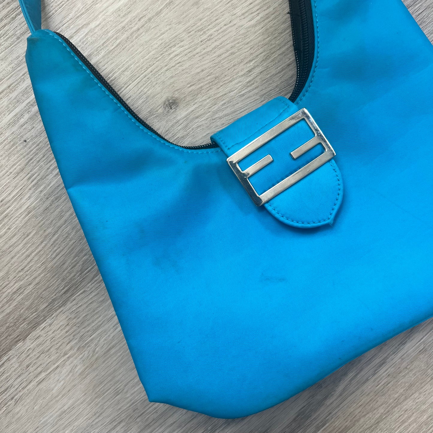 BRIGHT BLUE SHOULDER BAG