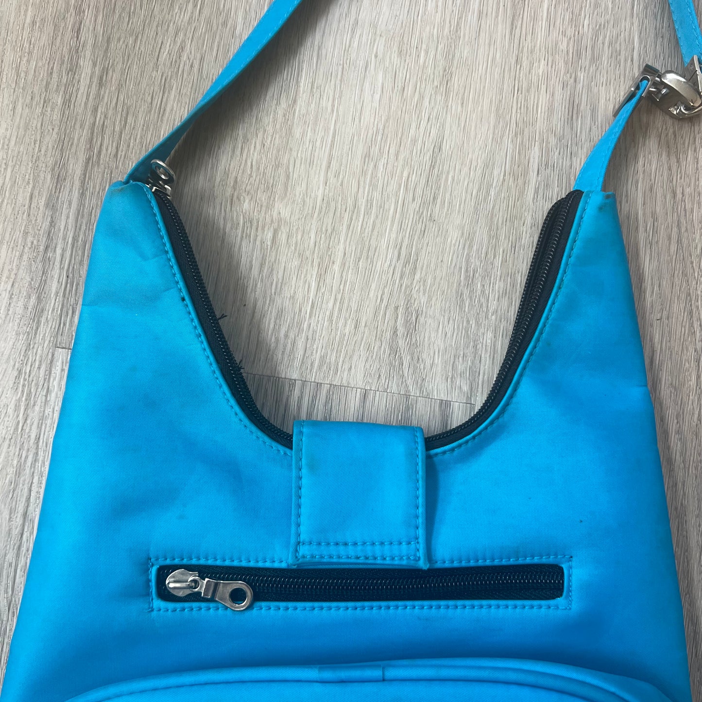 BRIGHT BLUE SHOULDER BAG