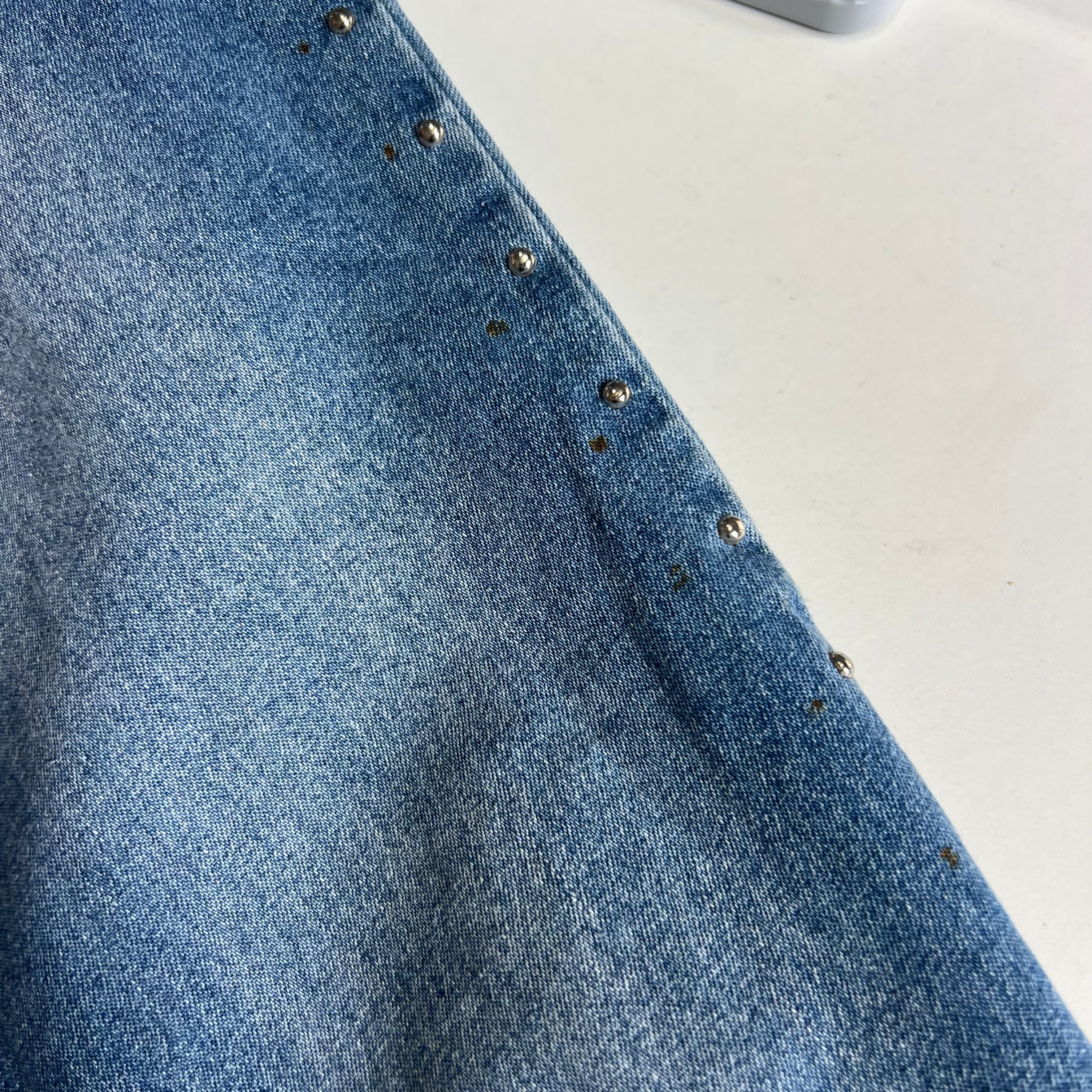 DENIM STUDDED FLARE JEANS