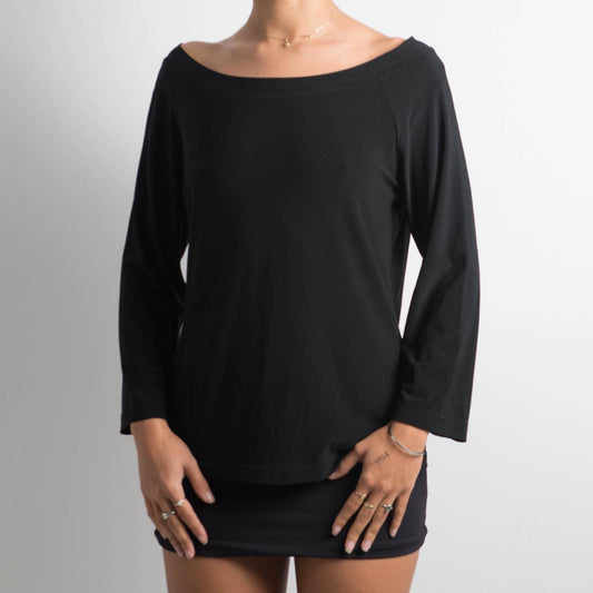 BLACK SLINKY LONG SLEEVE