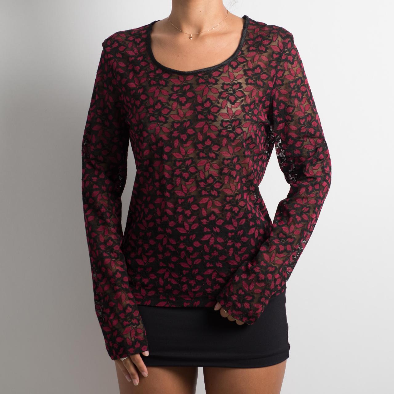 BURGUNDY LACE LONG SLEEVE