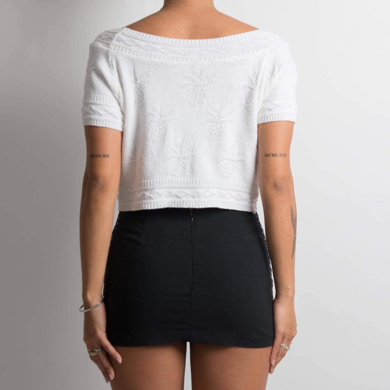 TOP COURT EN TRICOT BLANC