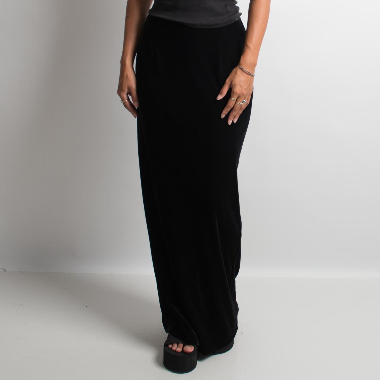 BLACK VELOUR MAXI SKIRT