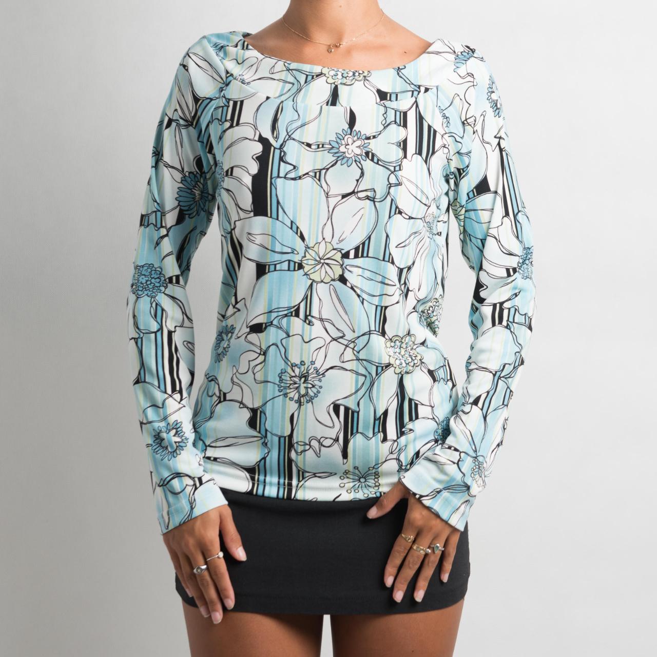 FLORAL PATTERNED LONG SLEEVE