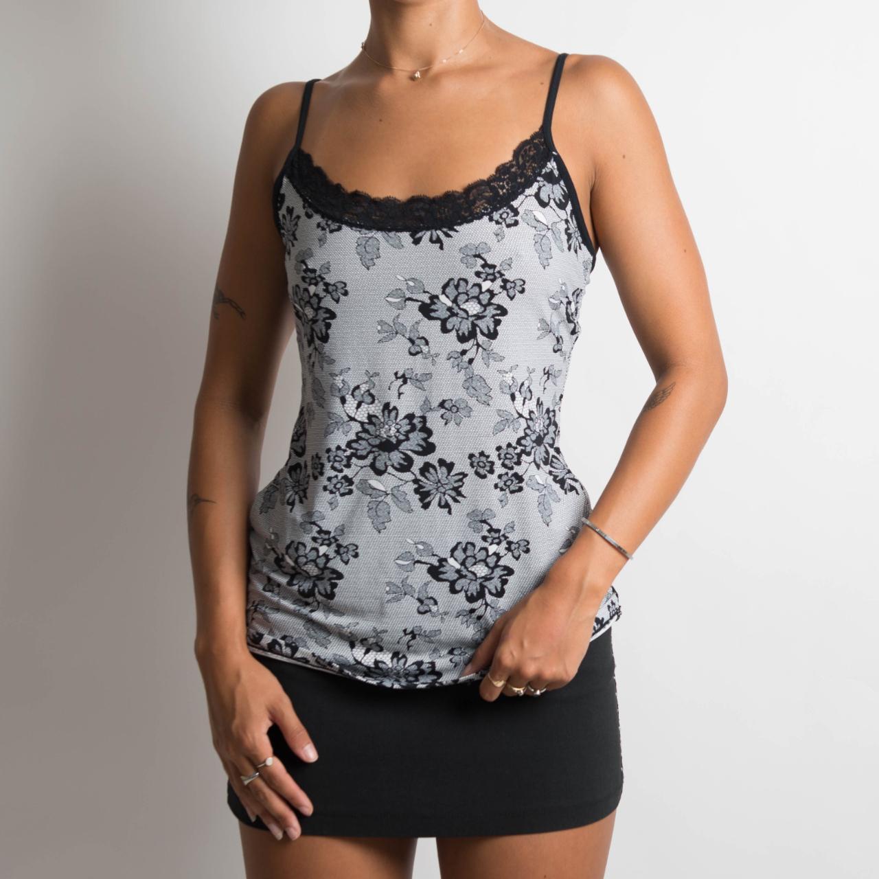 FLORAL SLINKY CAMISOLE