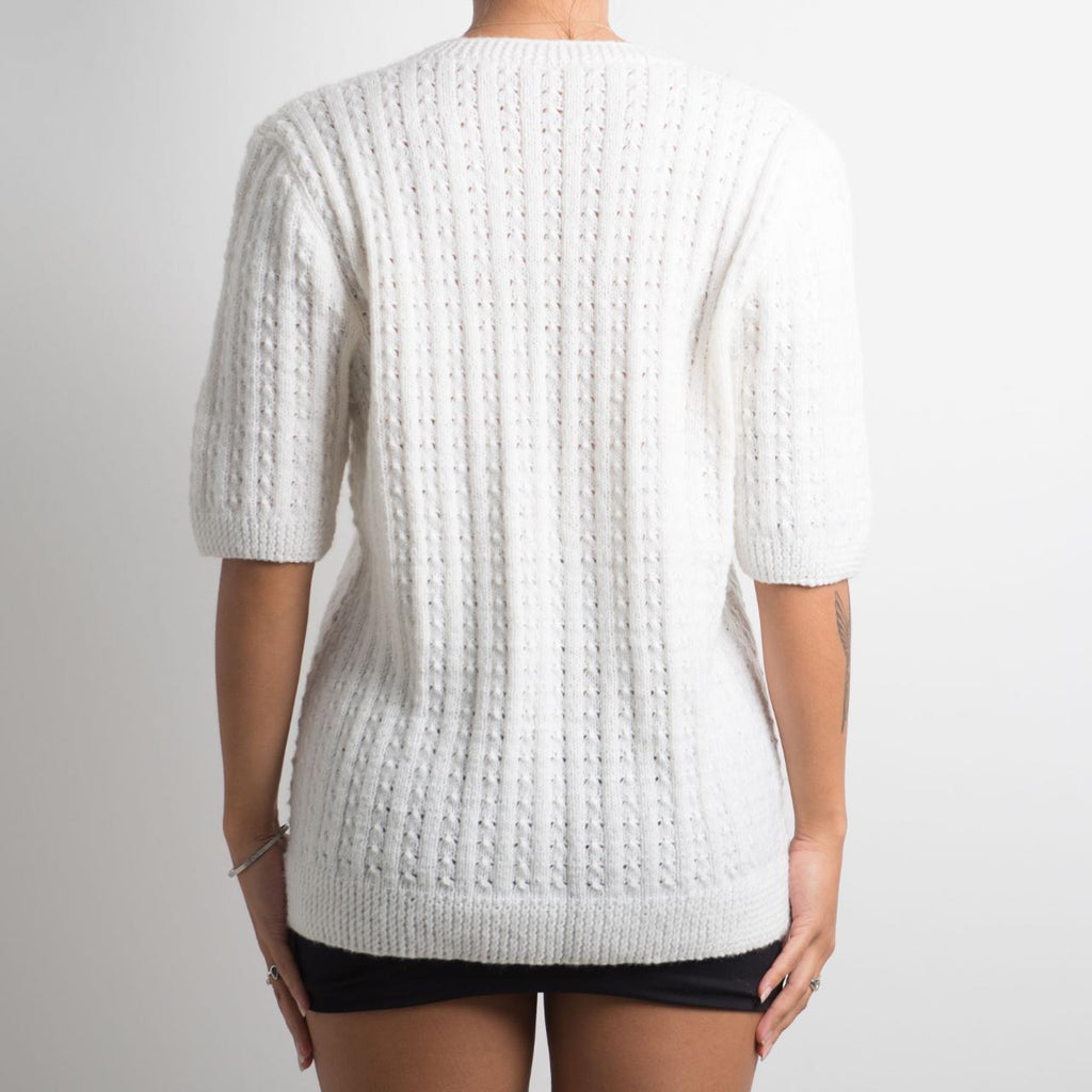 SHORT SLEEVE KNIT TOP