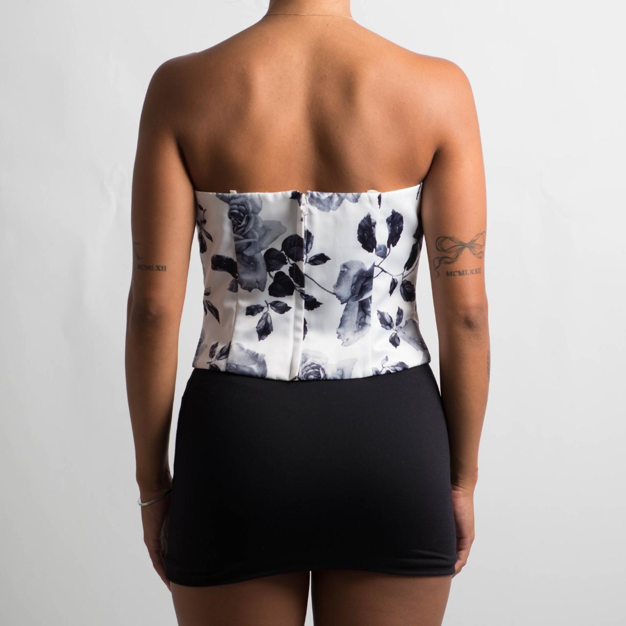 STRAPLESS FLORAL TOP