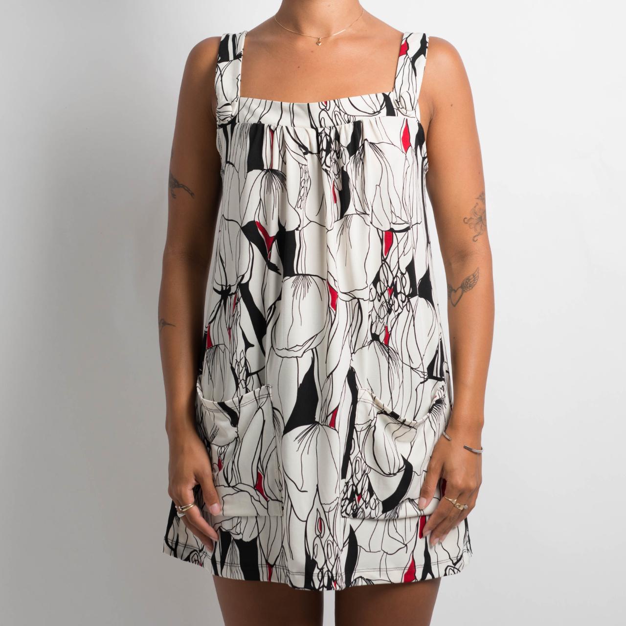 PATTERNED LONGLINE TOP