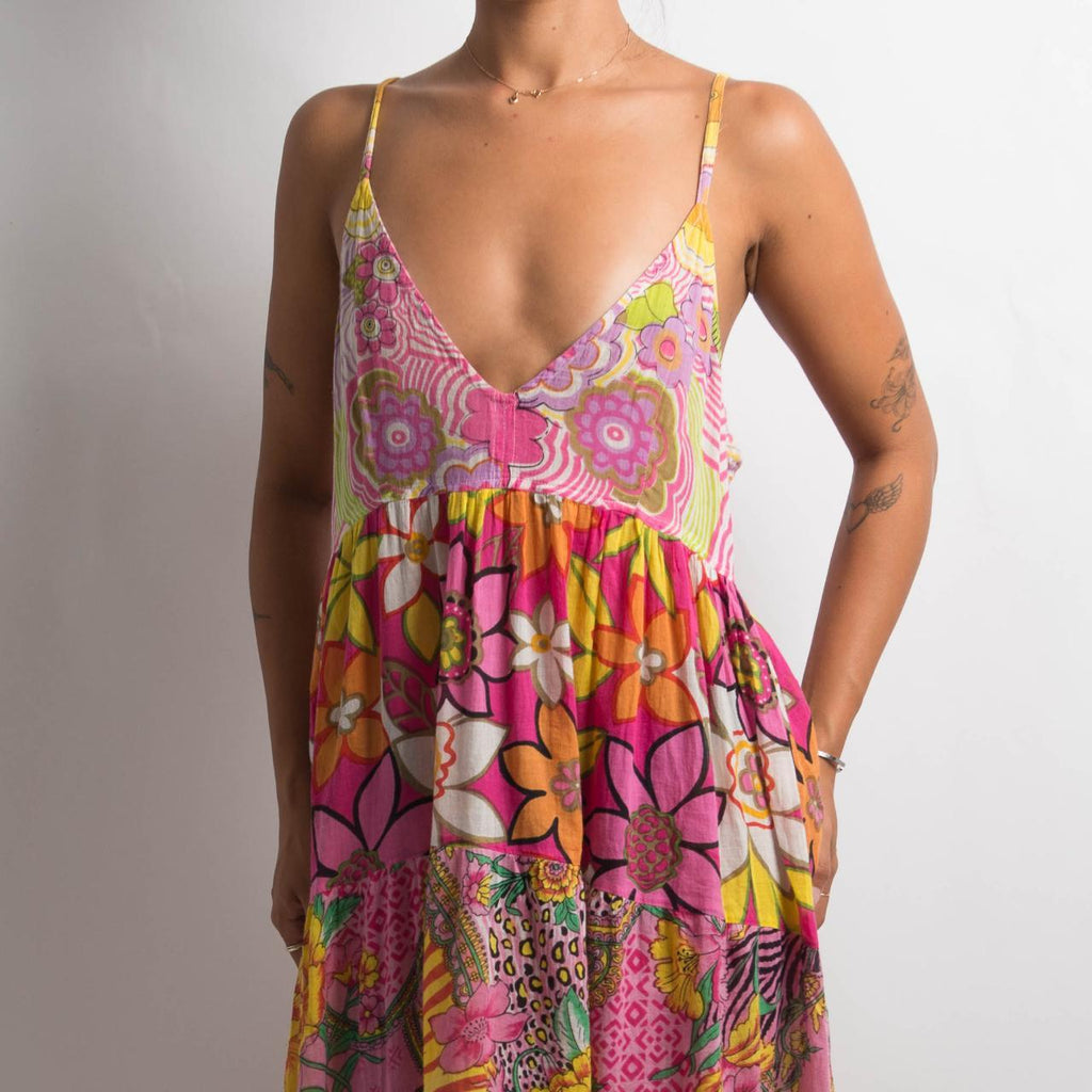 BRIGHT FLORAL MAXI DRESS