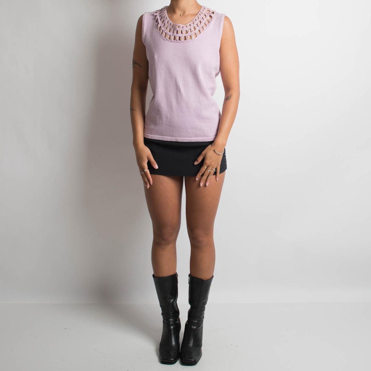 LILAC SLEEVELESS TOP