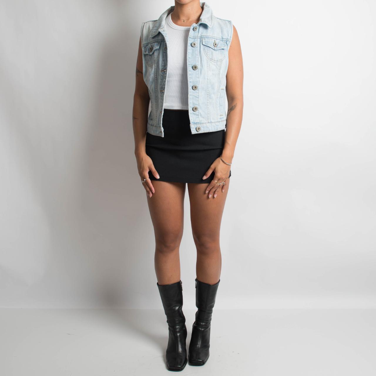 LIGHT WASH DENIM VEST