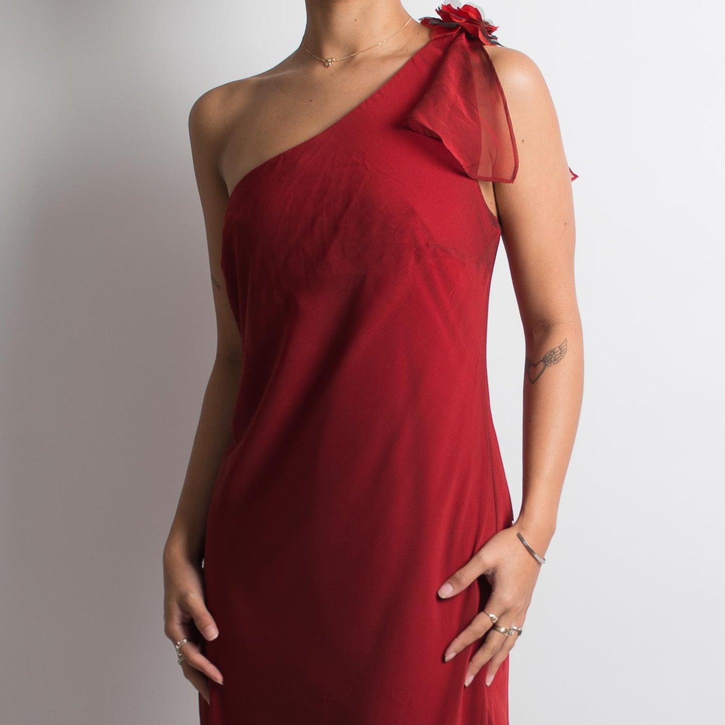 RED ONE SHOULDER GOWN