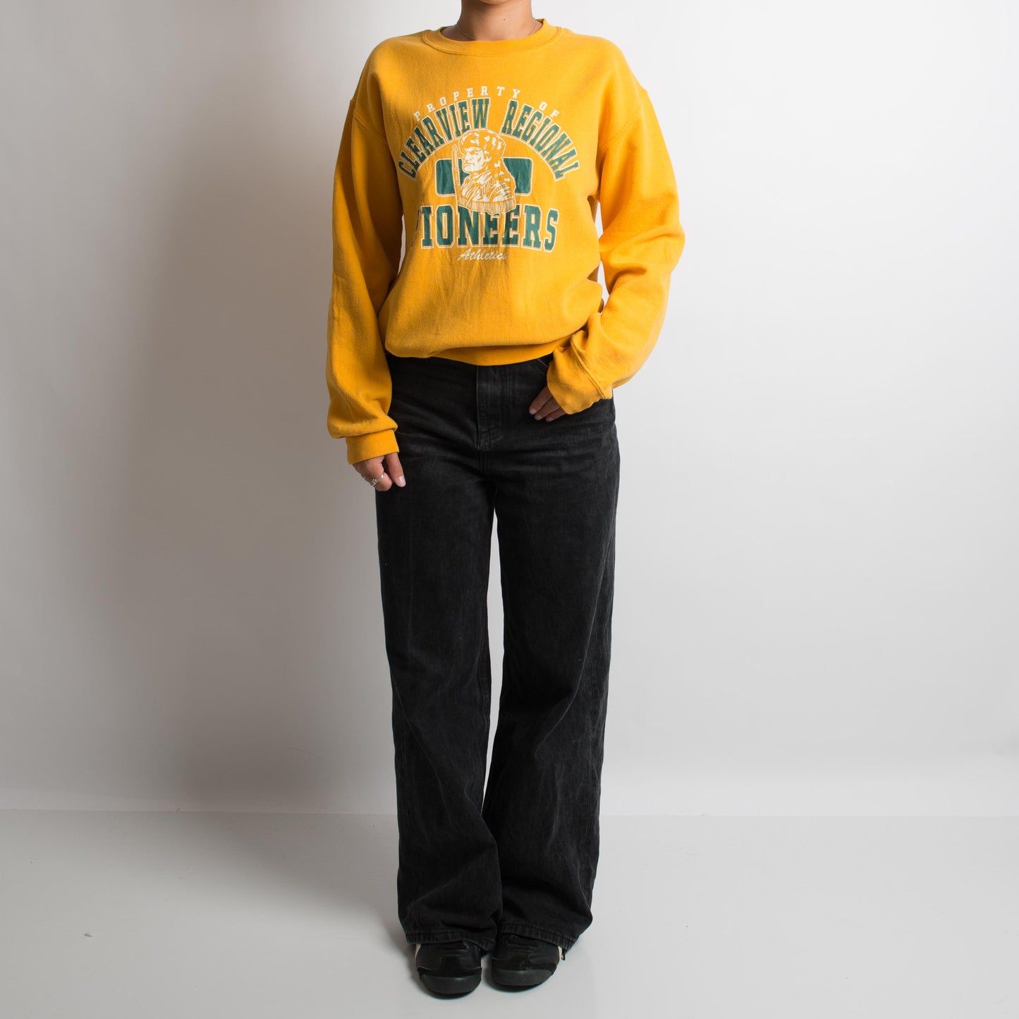 CLEARVIEW PIONEERS CREWNECK