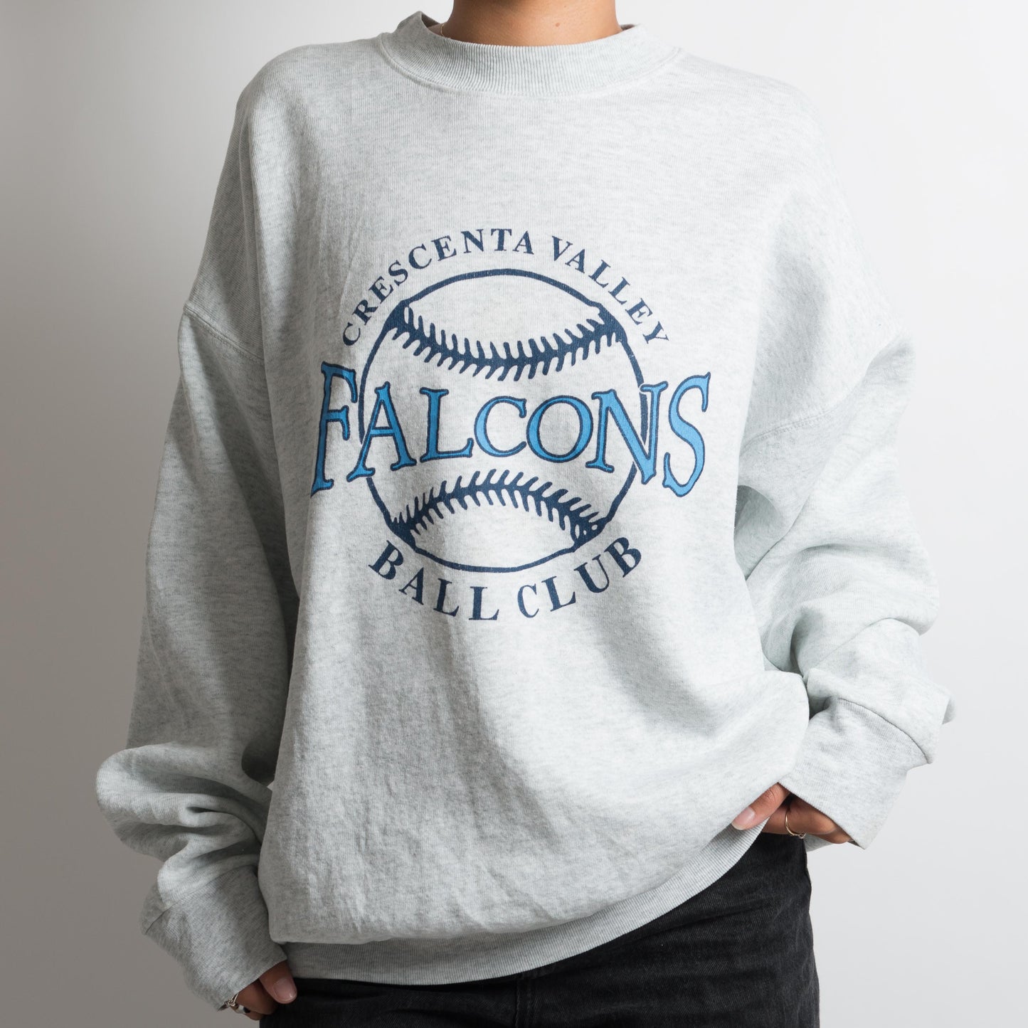 FALCONS CREWNECK