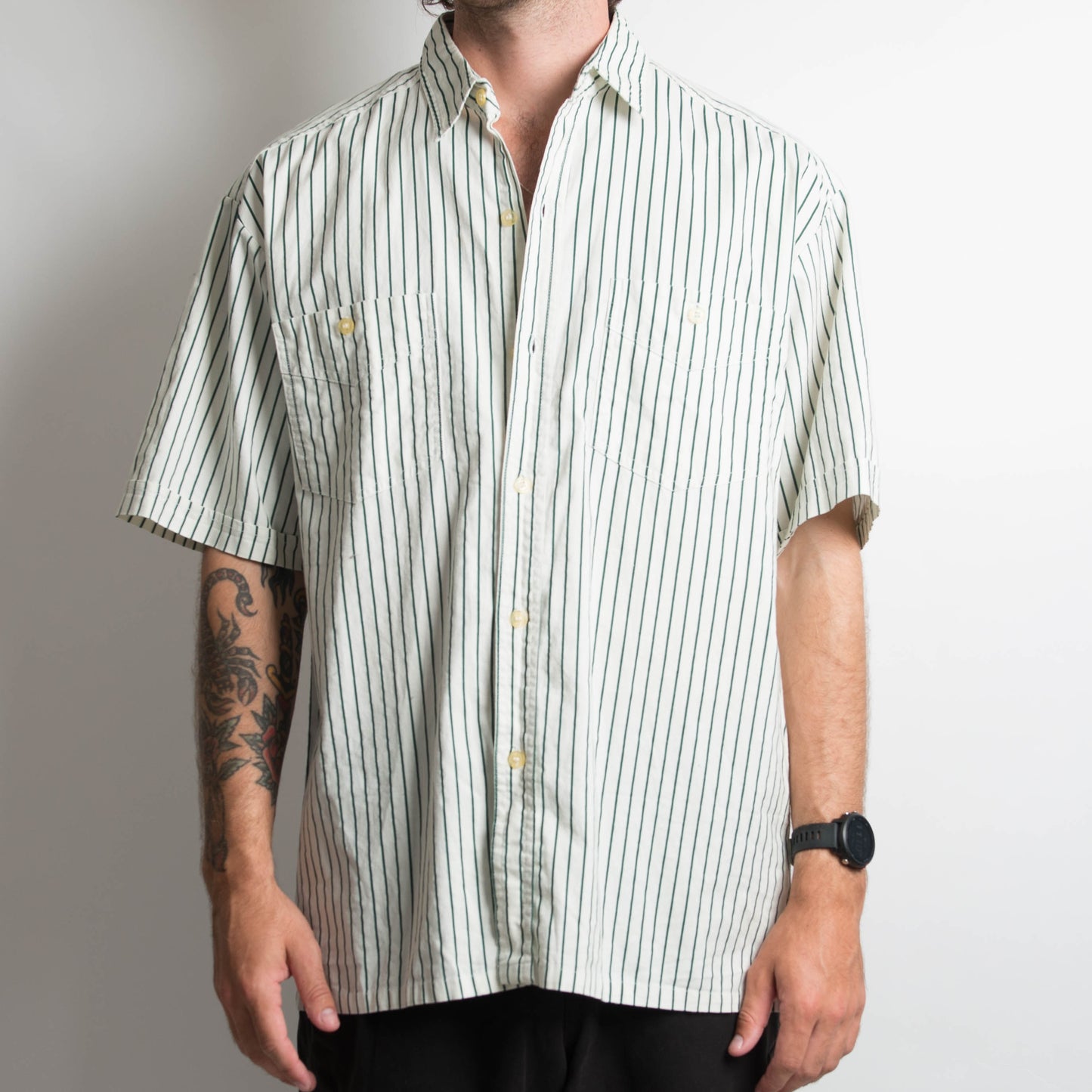 GREEN STRIPED BUTTON UP