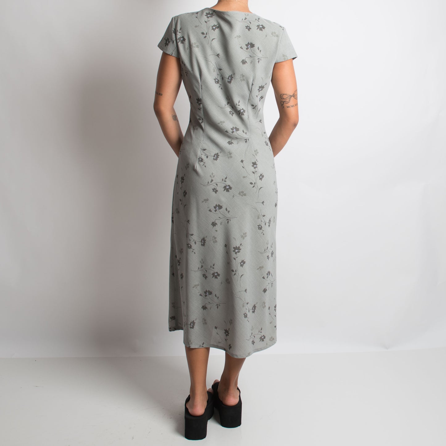 GREY FLORAL MIDI DRESS